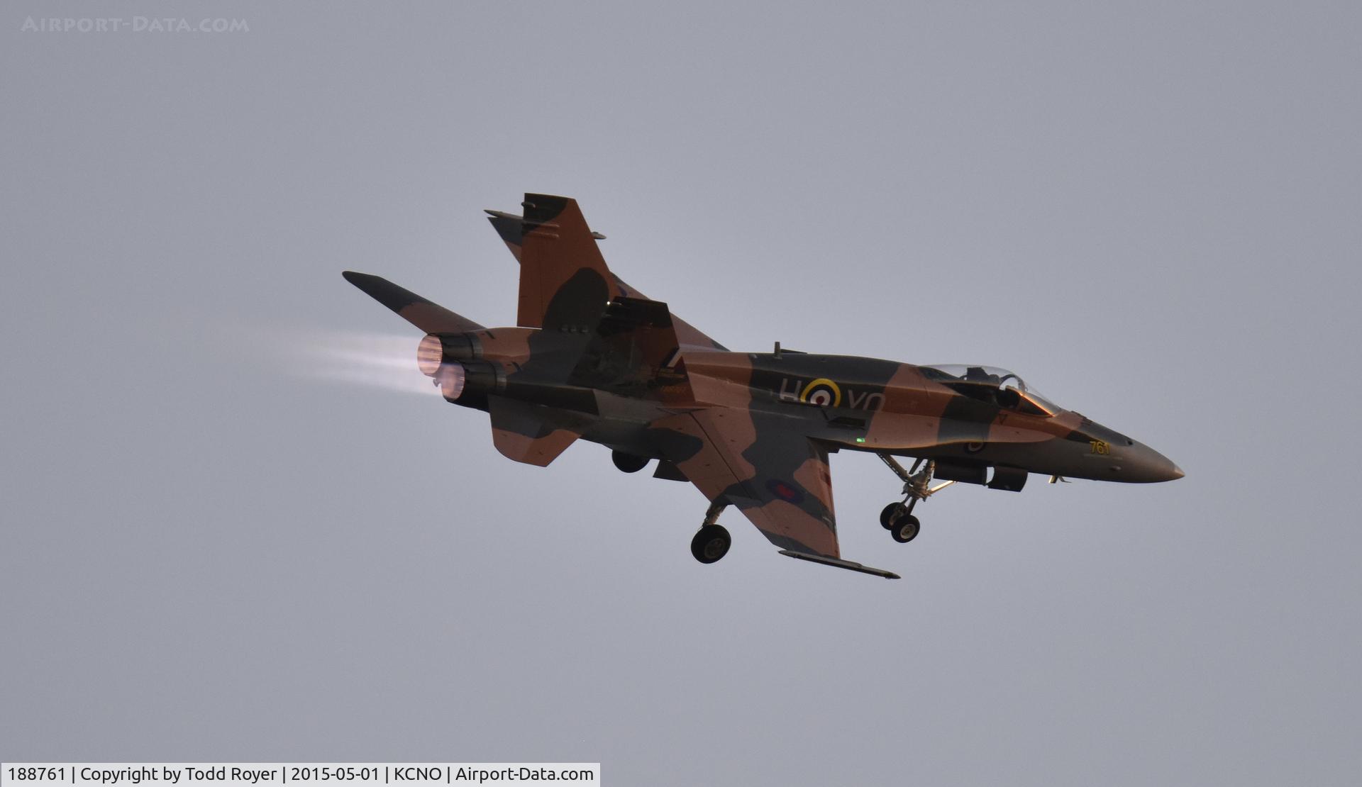 188761, 1986 McDonnell Douglas CF-188A Hornet C/N 417/A346, Flying at the 2015 Planes of Fame Airshow