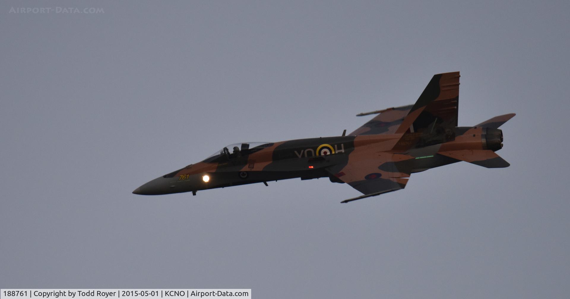 188761, 1986 McDonnell Douglas CF-188A Hornet C/N 417/A346, Flying at the 2015 Planes of Fame Airshow