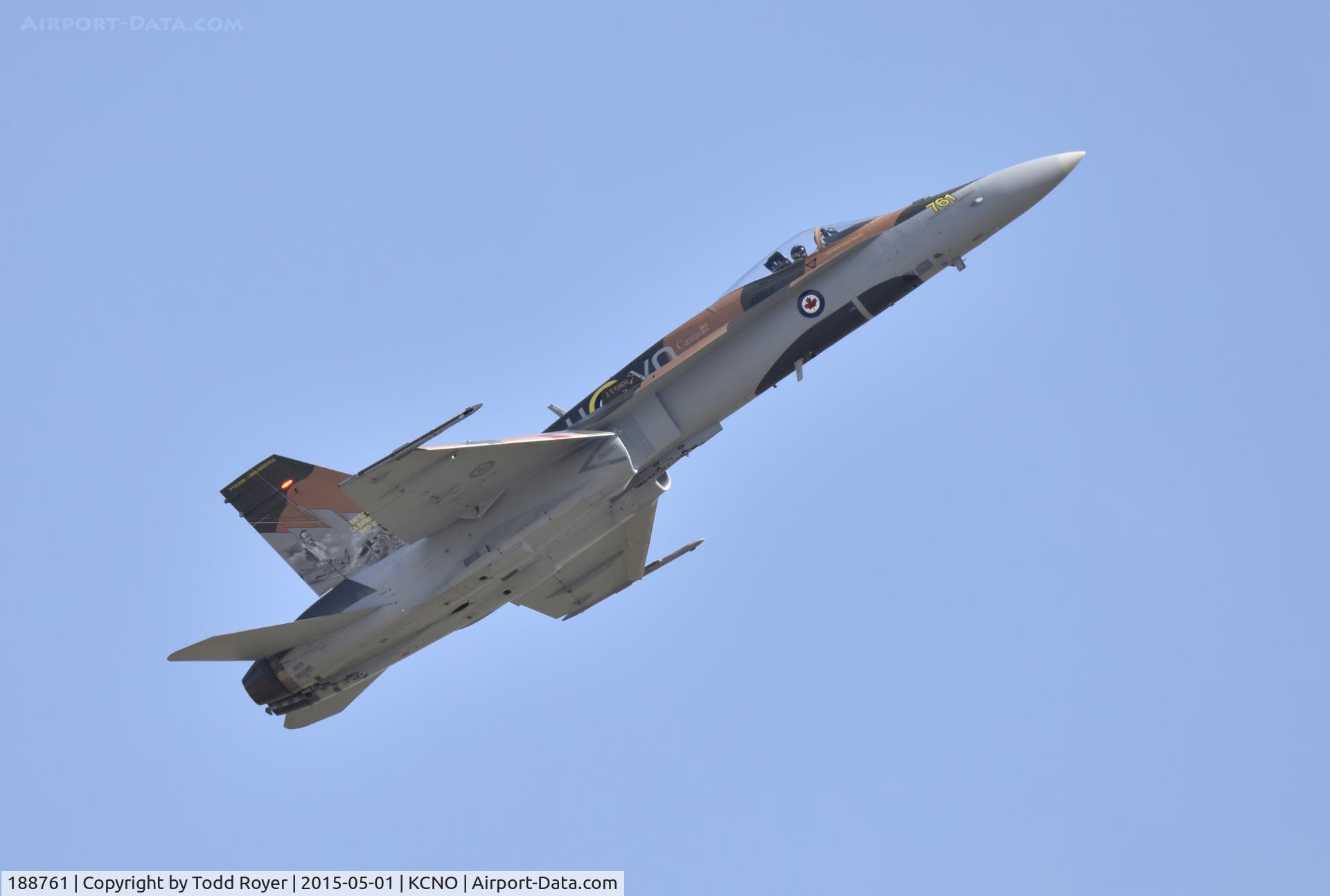 188761, 1986 McDonnell Douglas CF-188A Hornet C/N 417/A346, Flying at the 2015 Planes of Fame Airshow
