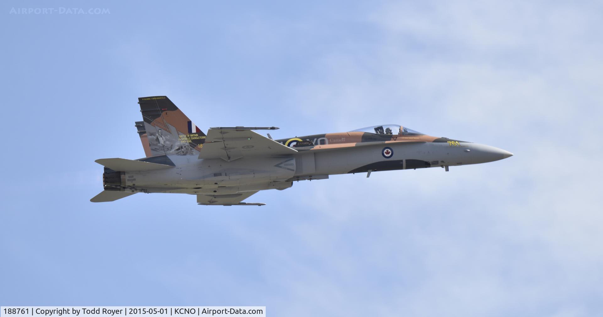 188761, 1986 McDonnell Douglas CF-188A Hornet C/N 417/A346, Flying at the 2015 Planes of Fame Airshow
