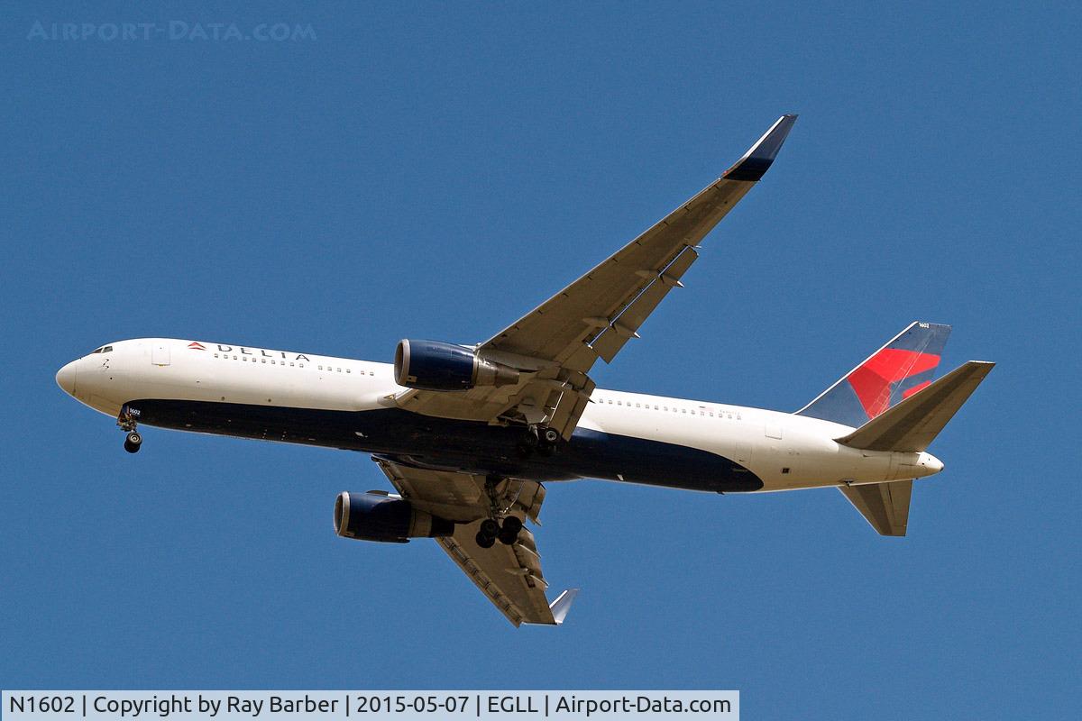 N1602, 1999 Boeing 767-332 C/N 29694, Boeing 767-332ER [29694] (Delta Air Lines) Home~G 07/05/2015. On approach 27R.
