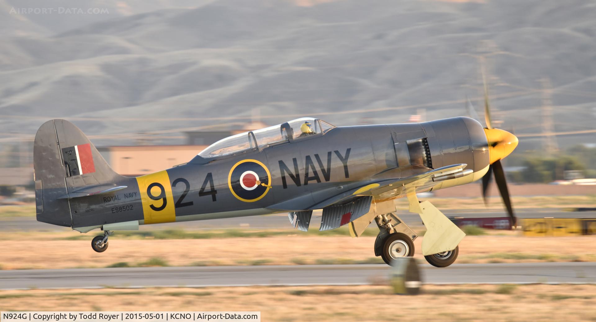 N924G, 1954 Hawker Sea Fury T.20 C/N ES.8502, Landing at Chino