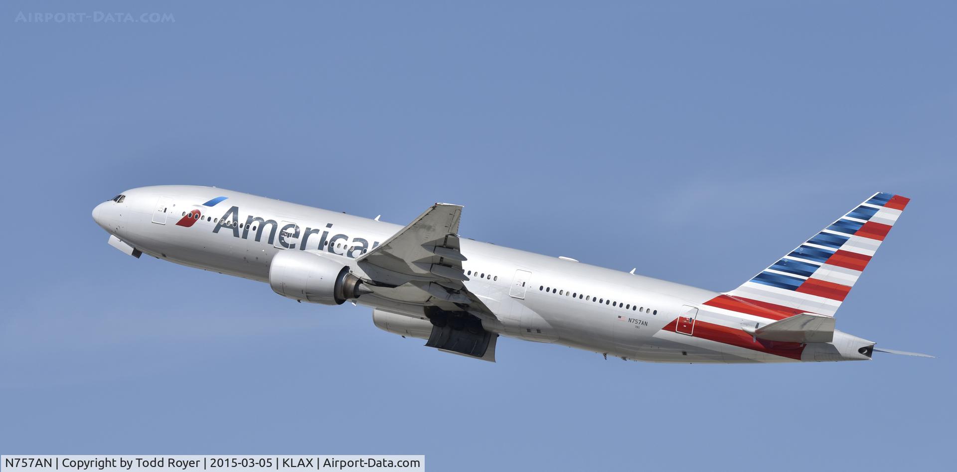 N757AN, 2001 Boeing 777-223 C/N 32636, Departing LAX