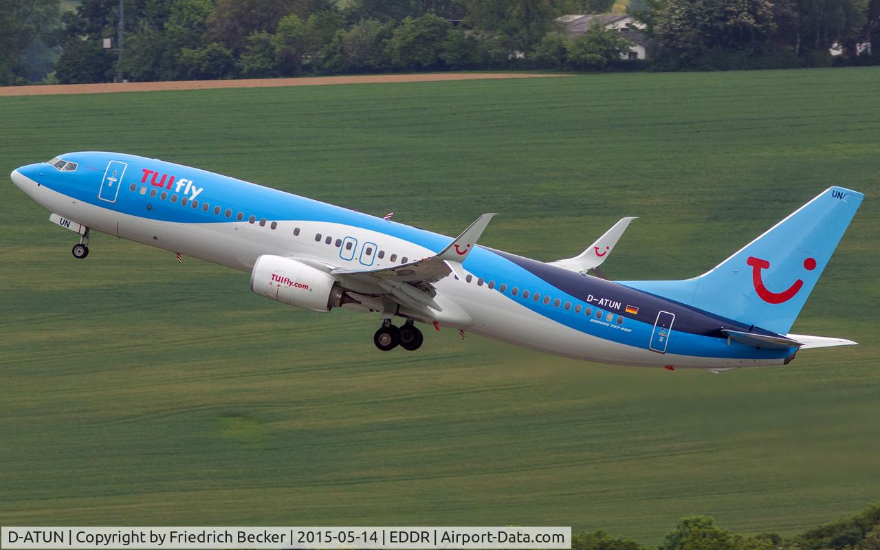 D-ATUN, 2015 Boeing 737-8K5 C/N 41660, departure to Antalya via RW27