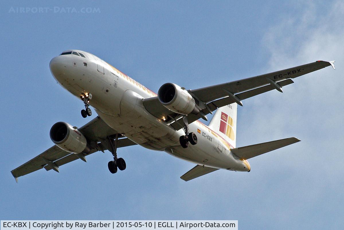 EC-KBX, 2007 Airbus A319-111 C/N 3078, Airbus A319-111 [3078] (Iberia) Home~G 10/05/2015. On approach 27R.