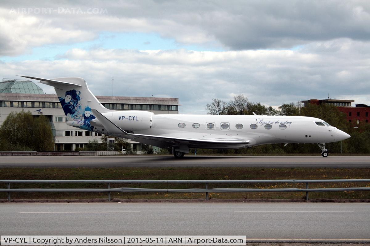 VP-CYL, 2015 Gulfstream G-VI (G650ER) C/N 6123, Taxiing for depature on delivery.