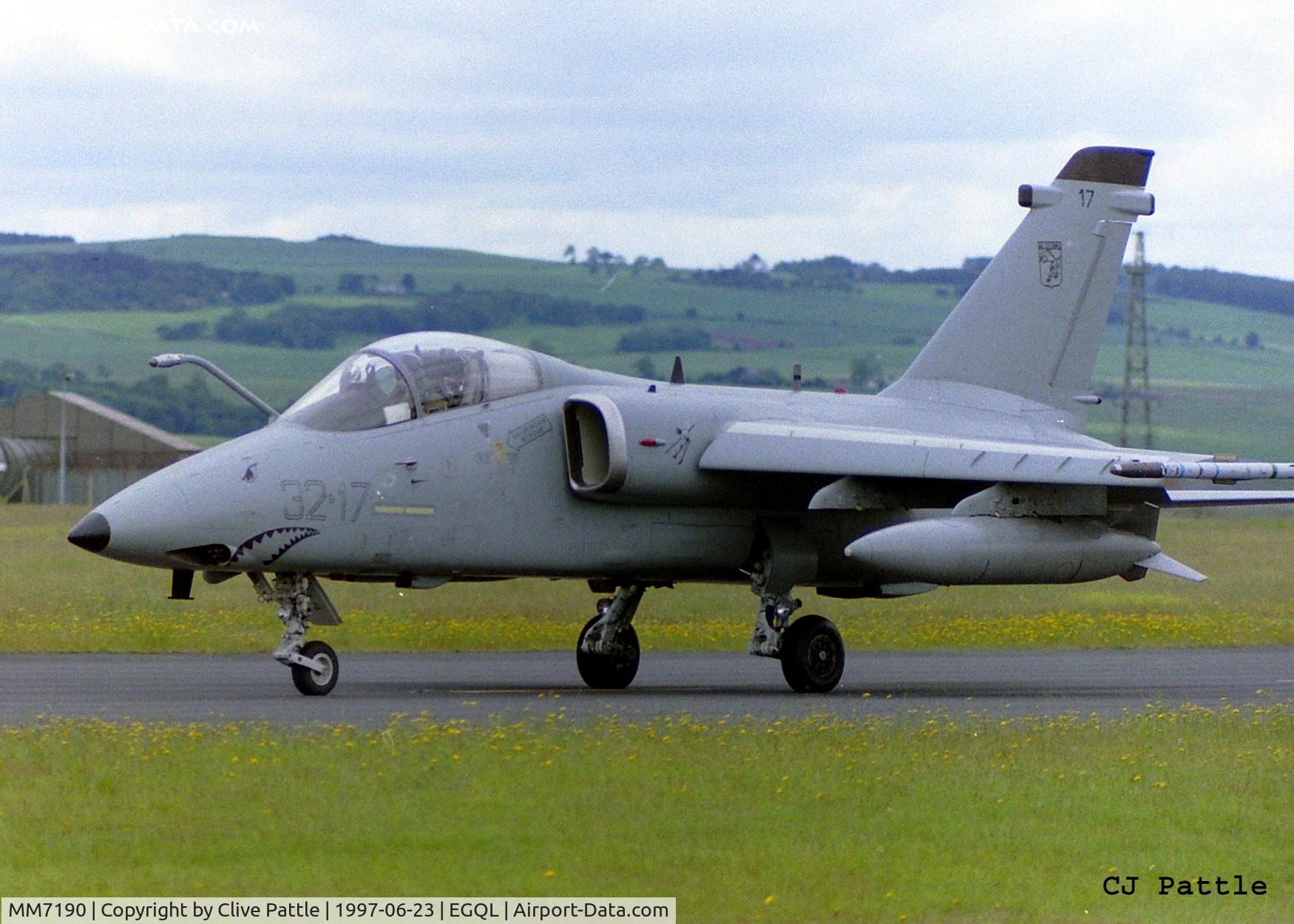 MM7190, AMX International AMX ACOL C/N IX102, On taxiway for departure from rwy 27 at RAF Leuchars coded 32-17 with 32 Stormo