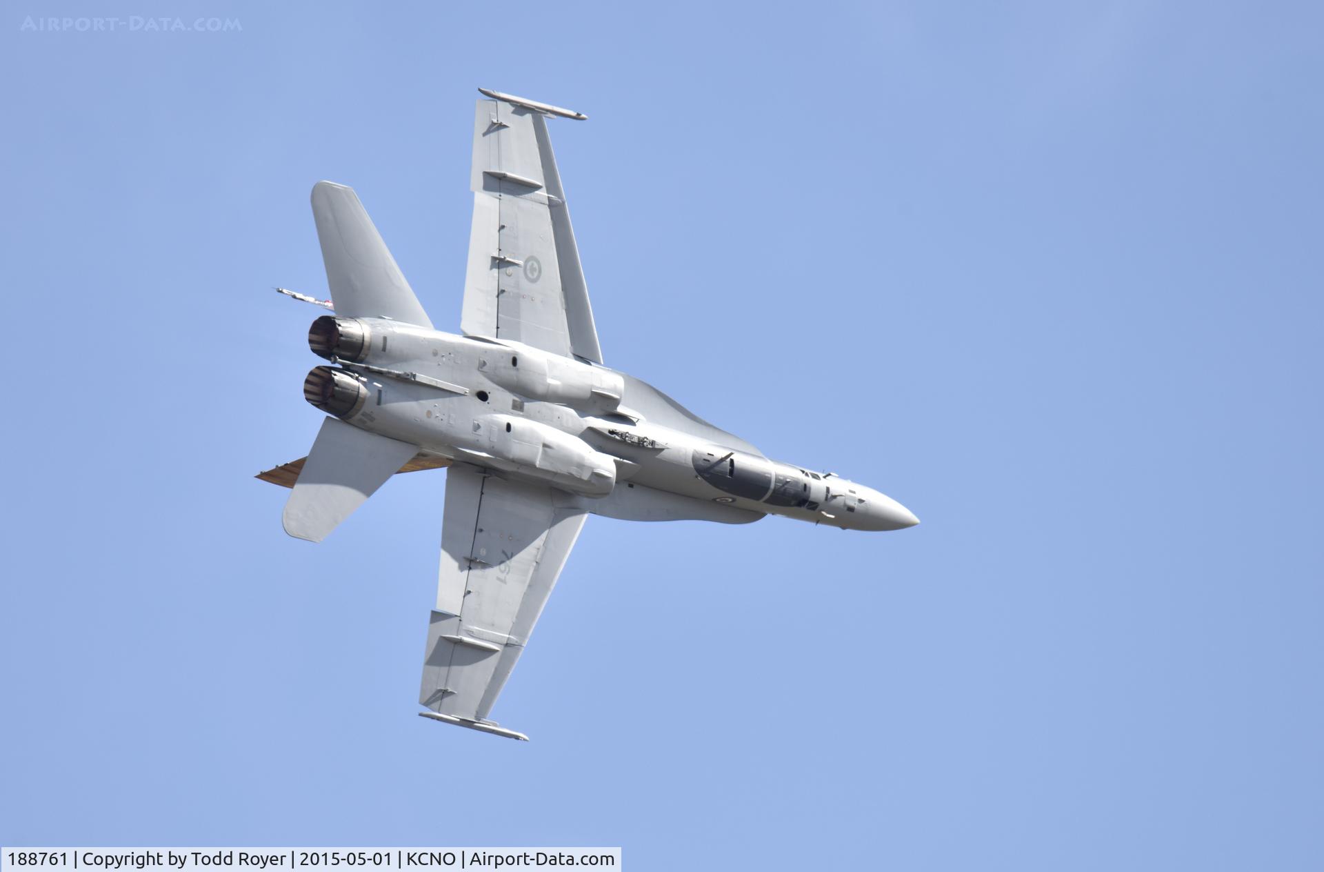 188761, 1986 McDonnell Douglas CF-188A Hornet C/N 417/A346, Flying at the 2015 Planes of Fame Airshow
