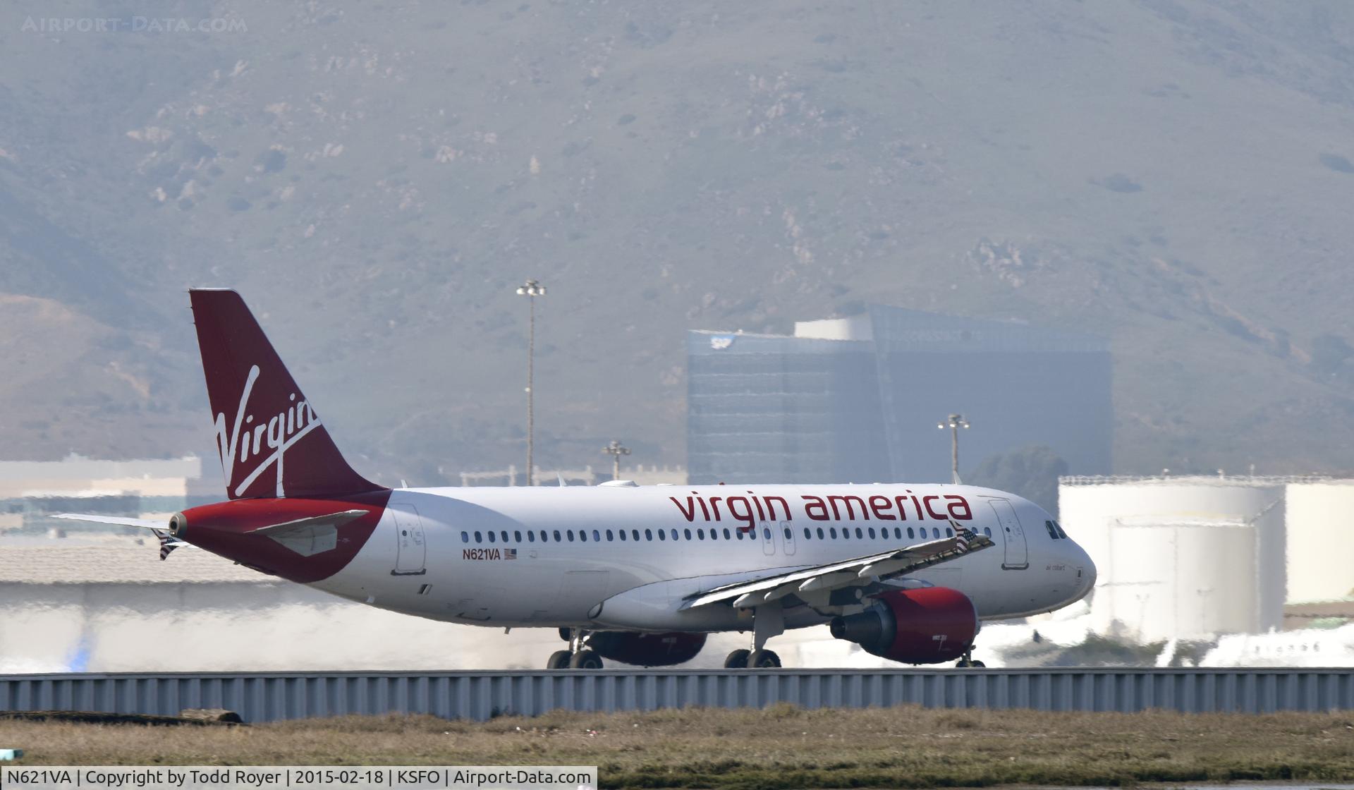 N621VA, 2005 Airbus A320-214 C/N 2616, Departing SFO