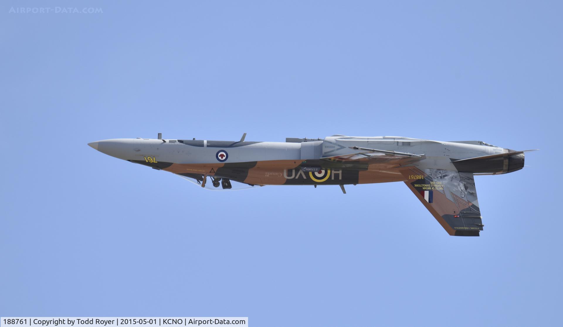 188761, 1986 McDonnell Douglas CF-188A Hornet C/N 417/A346, Flying at the 2015 Planes of Fame Airshow