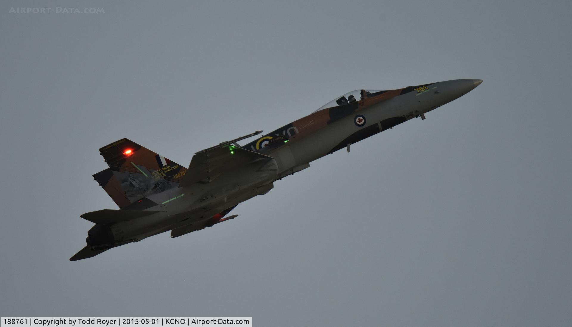 188761, 1986 McDonnell Douglas CF-188A Hornet C/N 417/A346, Flying at the 2015 Planes of Fame Airshow