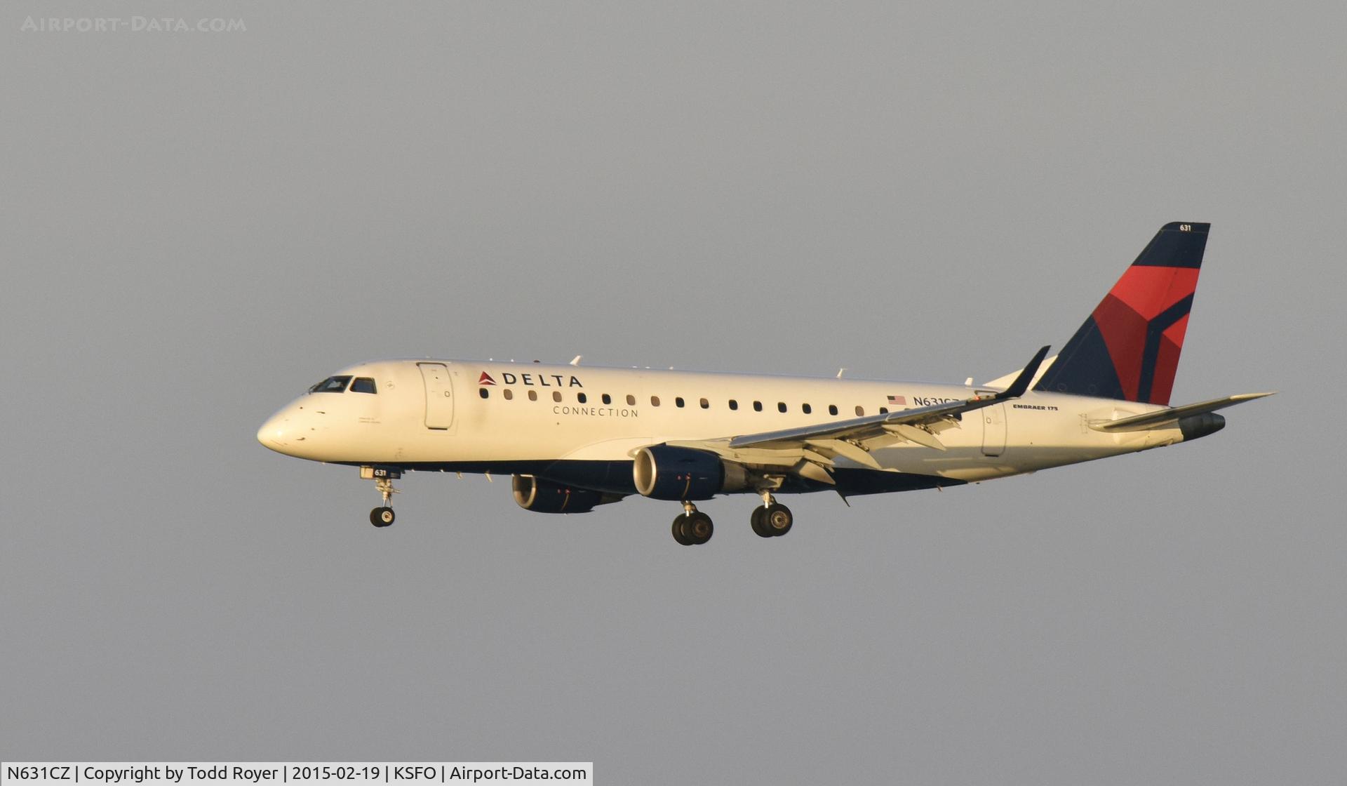 N631CZ, 2008 Embraer 175LR (ERJ-170-200LR) C/N 17000239, Landing at SFO