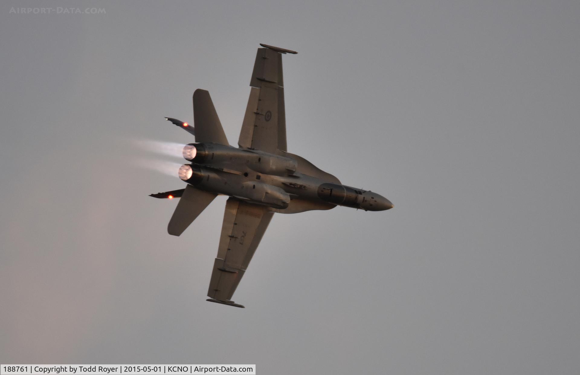 188761, 1986 McDonnell Douglas CF-188A Hornet C/N 417/A346, Flying at the 2015 Planes of Fame Airshow