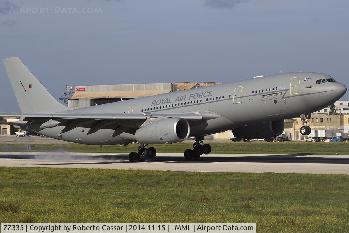 ZZ335, 2012 Airbus KC2 Voyager (A330-243MRTT) C/N 1334, Runway 13