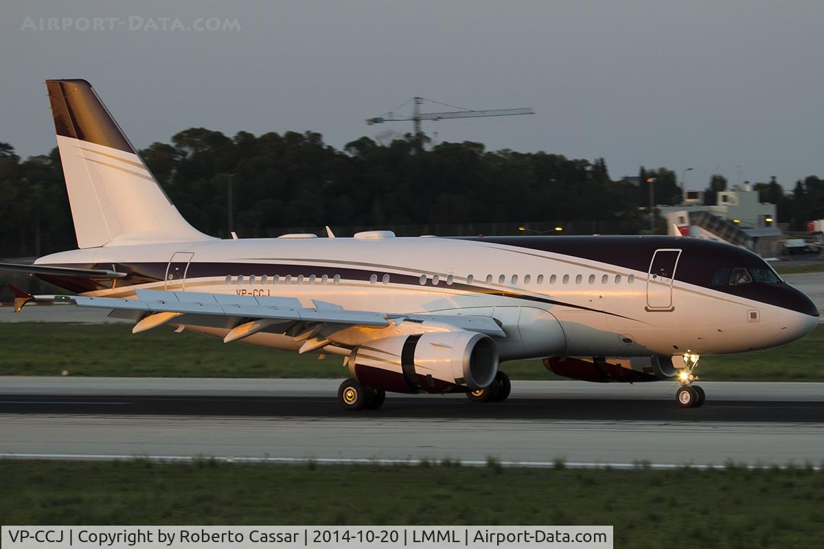 VP-CCJ, 2005 Airbus A319-133 C/N 2421, Runway 13
