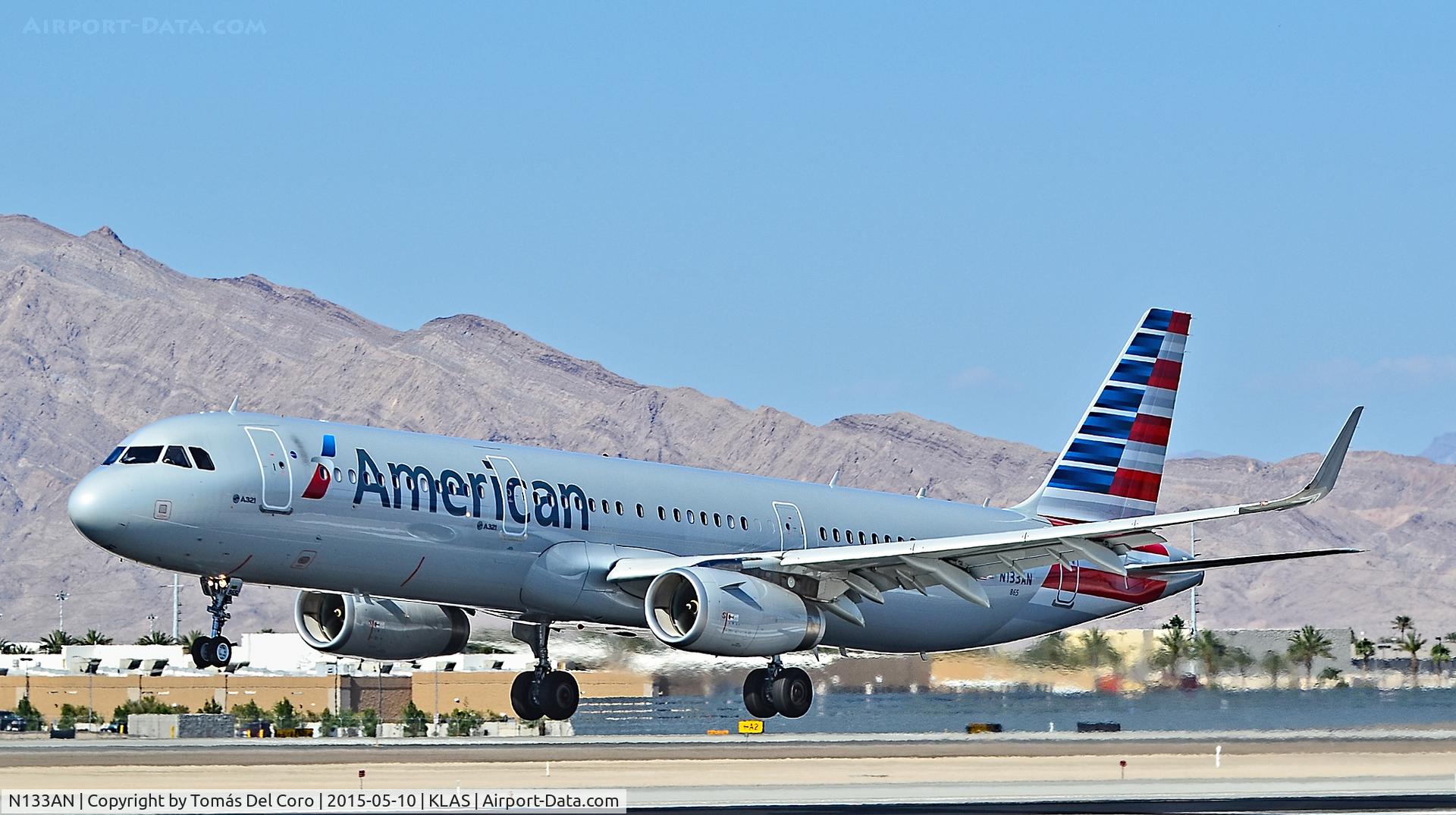N133AN, 2015 Airbus A321-200 C/N 6482, N133AN American Airlines 2015 Airbus A321-231 - cn 6482

Las Vegas - McCarran International Airport (LAS / KLAS)
USA - Nevada May 10, 2015
Photo: Tomás Del Coro