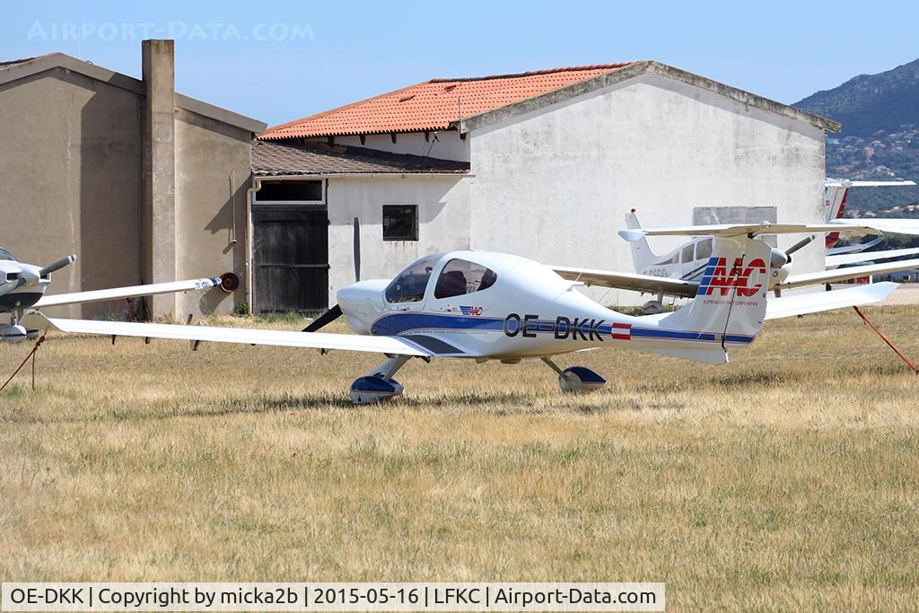 OE-DKK, 2004 Diamond DA-40D Diamond Star C/N D4.100, Parked
