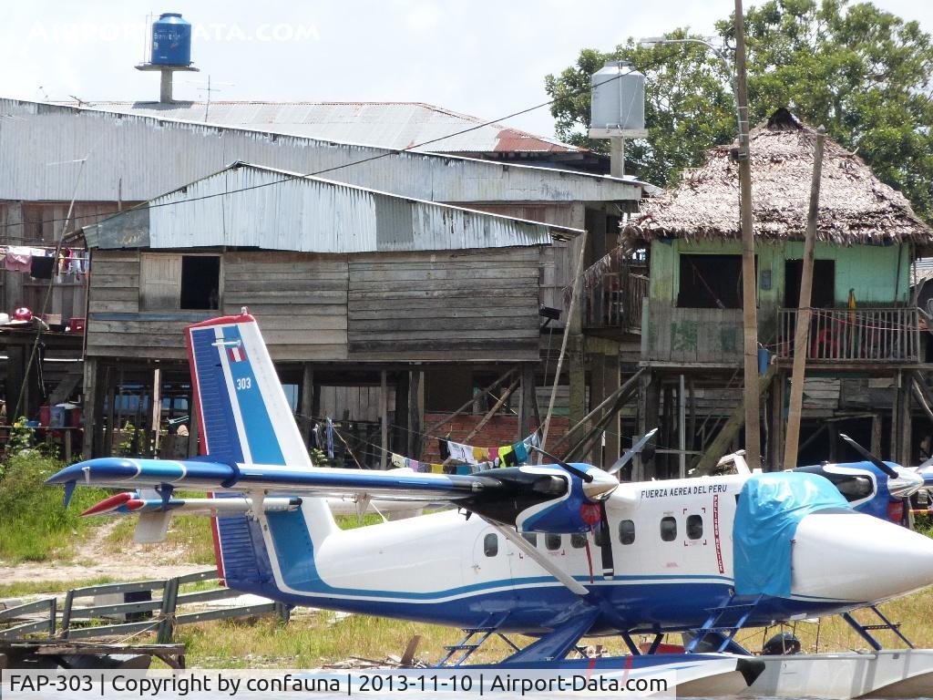 FAP-303, De Havilland DHC-6-400 Twin Otter C/N 865, On the river near Iquitos