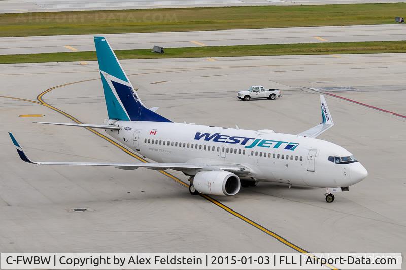 C-FWBW, 2003 Boeing 737-7CT C/N 33697, Ft. Lauderdale