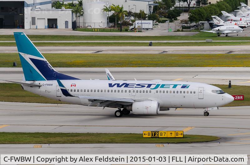 C-FWBW, 2003 Boeing 737-7CT C/N 33697, Ft. Lauderdale