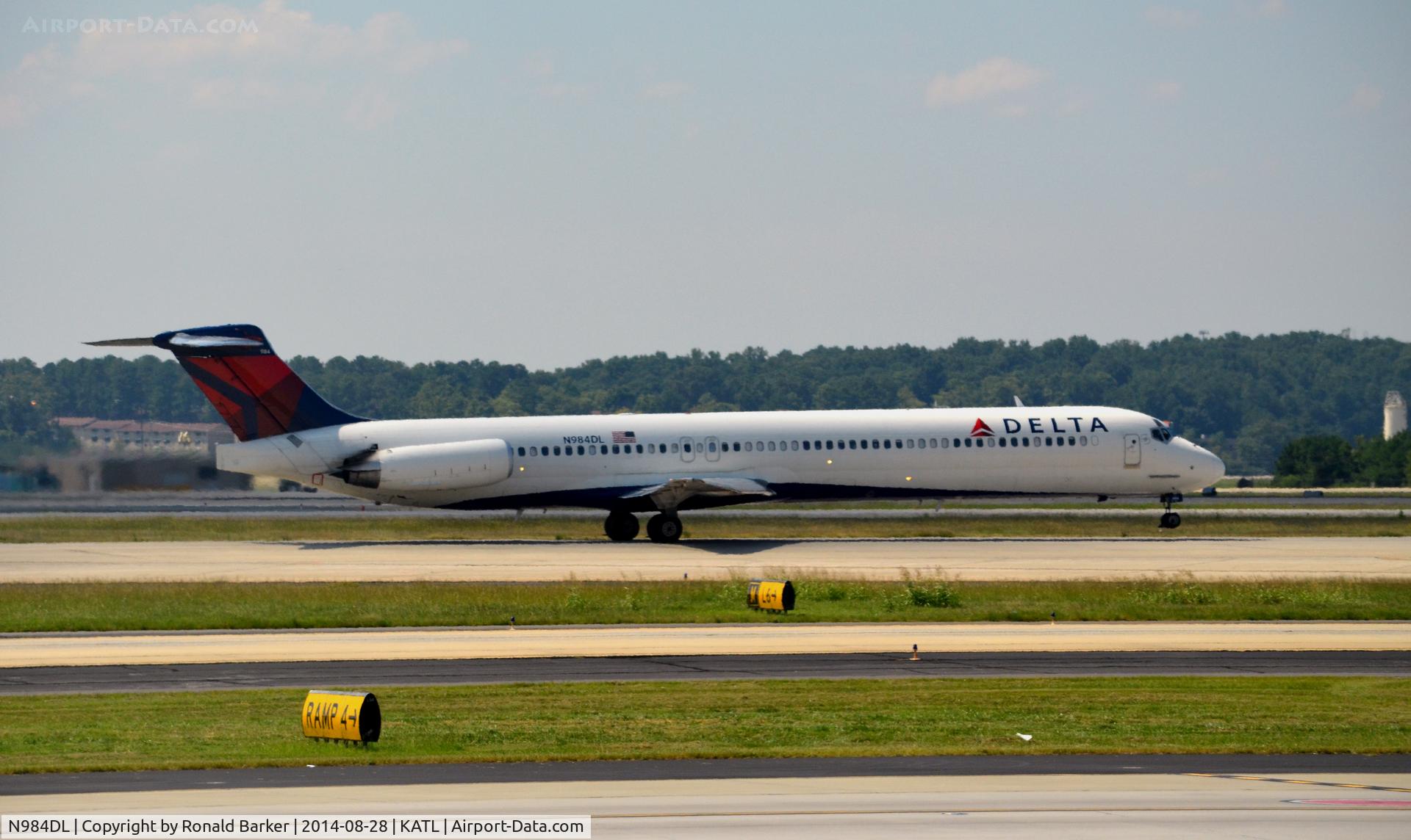 N984DL, 1991 McDonnell Douglas MD-88 C/N 53311, Takeoff Atlanta