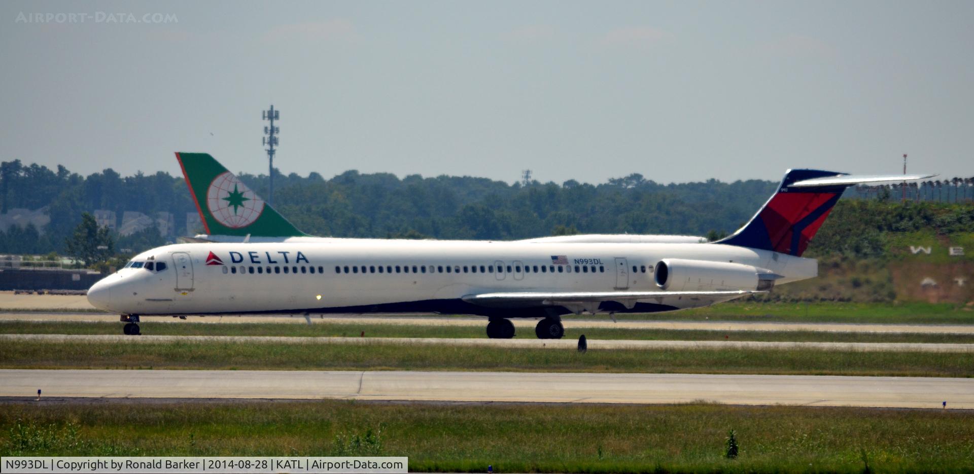 N993DL, 1991 McDonnell Douglas MD-88 C/N 53345, Taxi Atlanta