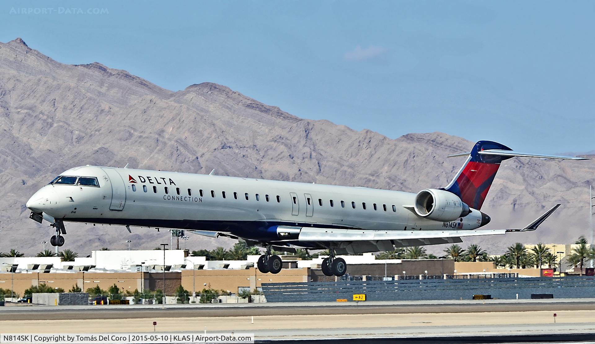N814SK, 2006 Bombardier CRJ-900ER (CL-600-2D24) C/N 15100, N814SK Delta Connection Canadair CL-600-2D24 Regional Jet CRJ-900LR C/N 15100 - 

Las Vegas - McCarran International Airport (LAS / KLAS)
USA - Nevada May 10, 2015
Photo: Tomás Del Coro