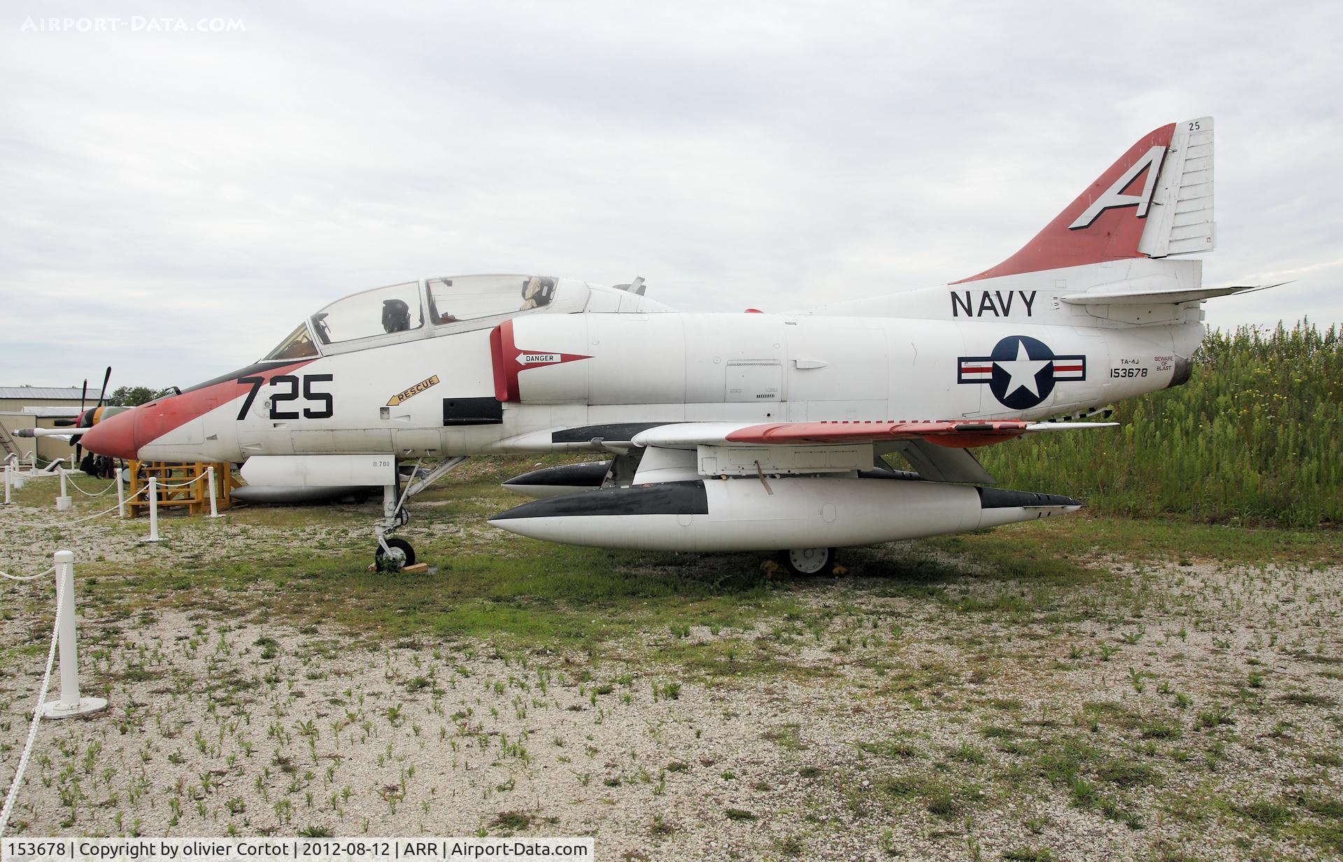 153678, Douglas TA-4J Skyhawk C/N 13616, Air classics museum