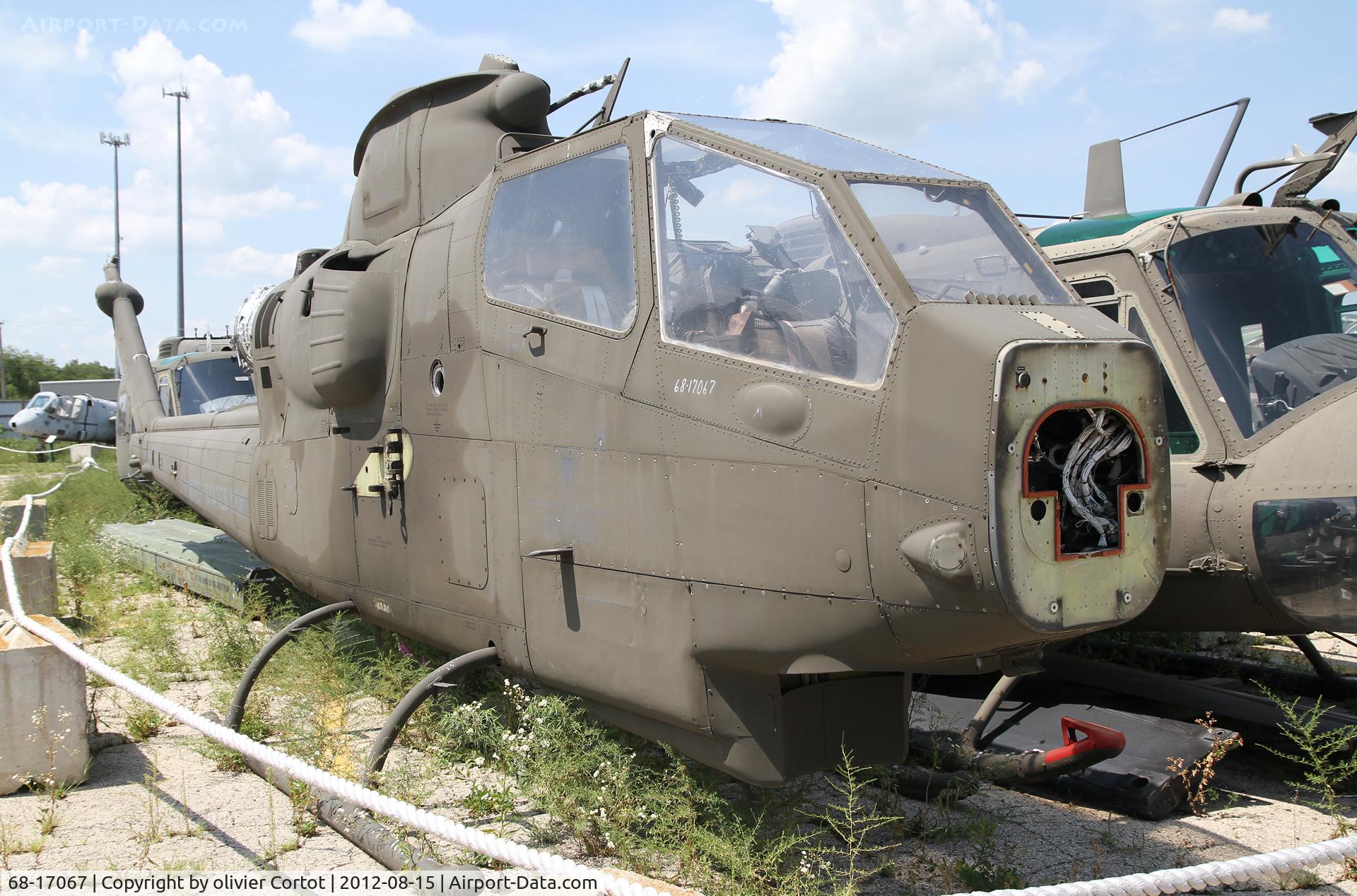 68-17067, 1968 Bell AH-1F Cobra C/N 20795, Russel military museum