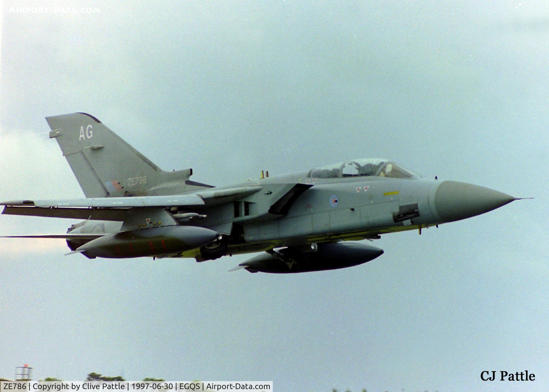 ZE786, 1988 Panavia Tornado F.3 C/N AT030/693/3313, Rapid take off from RAF Lossiemouth EGQS whilst coded AG of 56 R Sqn RAF