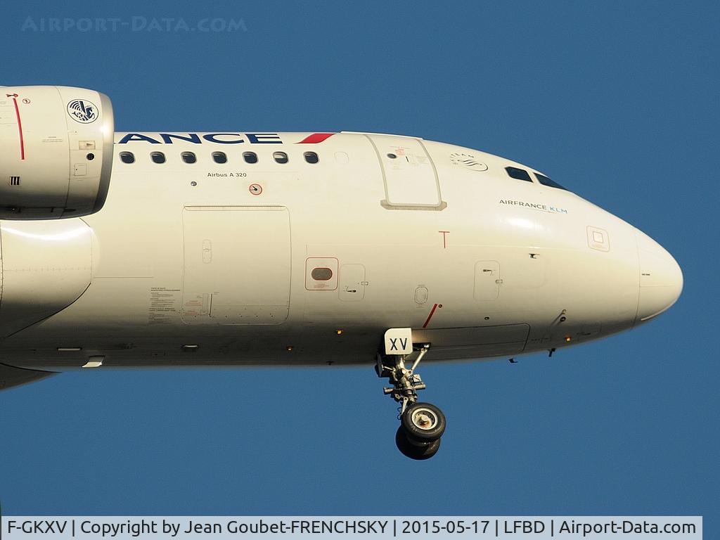 F-GKXV, 2009 Airbus A320-214 C/N 4084, landing 23