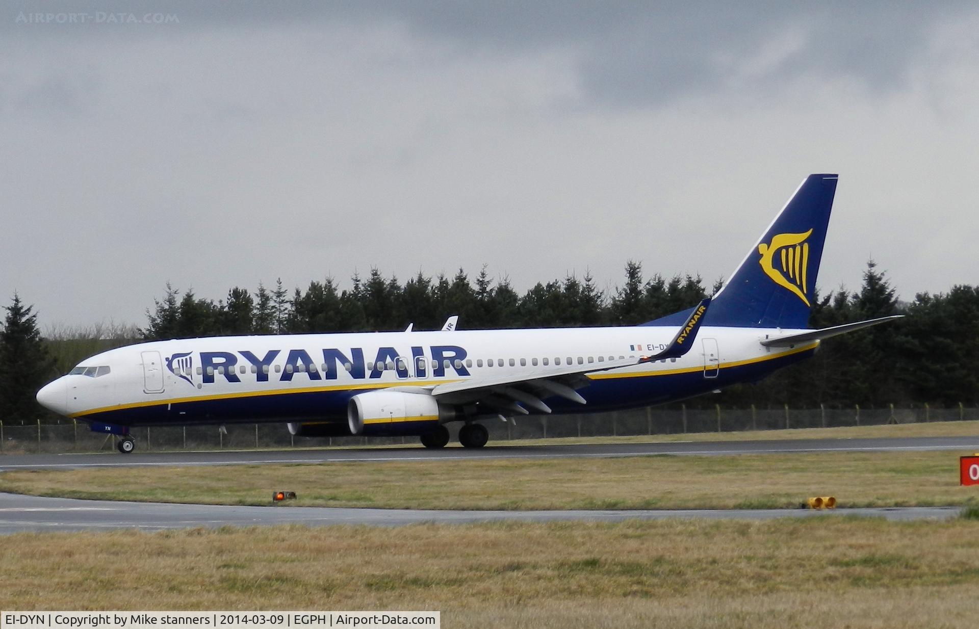 EI-DYN, 2008 Boeing 737-8AS C/N 36576, 