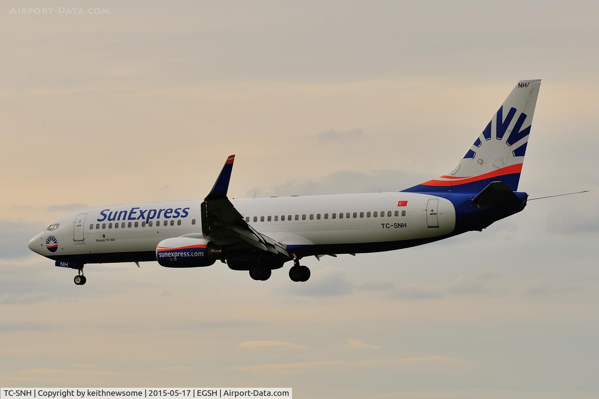 TC-SNH, 2005 Boeing 737-8FH C/N 30826, Arriving from Turkey.