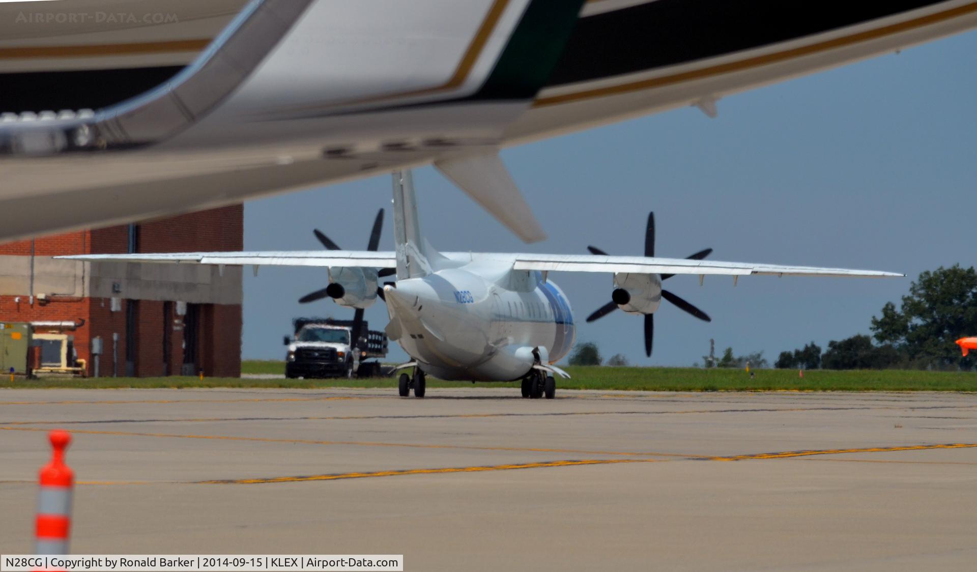 N28CG, 1994 Dornier 328-100 C/N 3024, Taxi Lexington