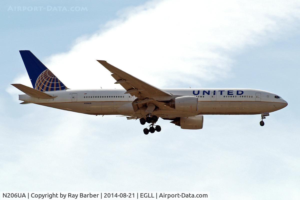 N206UA, 1999 Boeing 777-222/ER C/N 30212, Boeing 777-222ER [30212] (United Airlines) Home~G 21/08/2014. On approach 27L