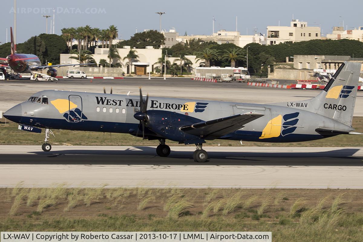 LX-WAV, 1991 British Aerospace ATP C/N 2041, Runway 31