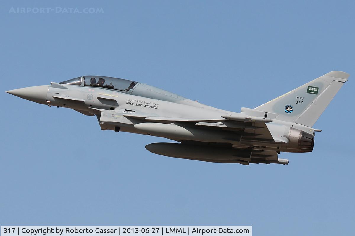 317, 2013 Eurofighter EF-2000 Typhoon F2 C/N CT007, Runway 31