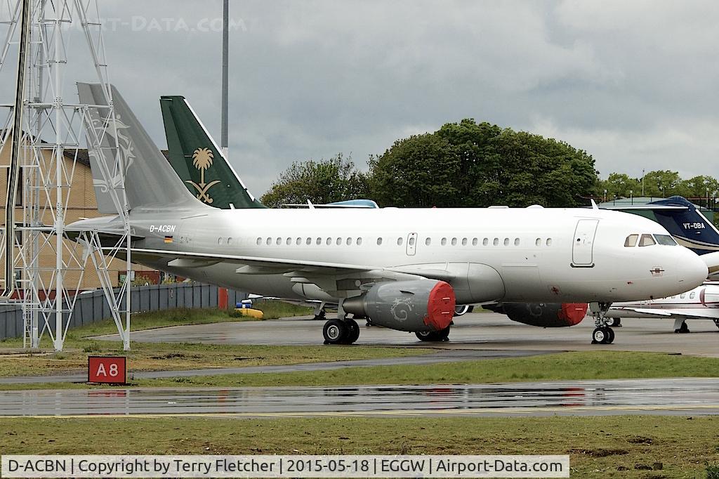 D-ACBN, 2008 Airbus A319-115CJ C/N 3243, Airbus A319-115 (X) (CJ), c/n: 3243 at Luton