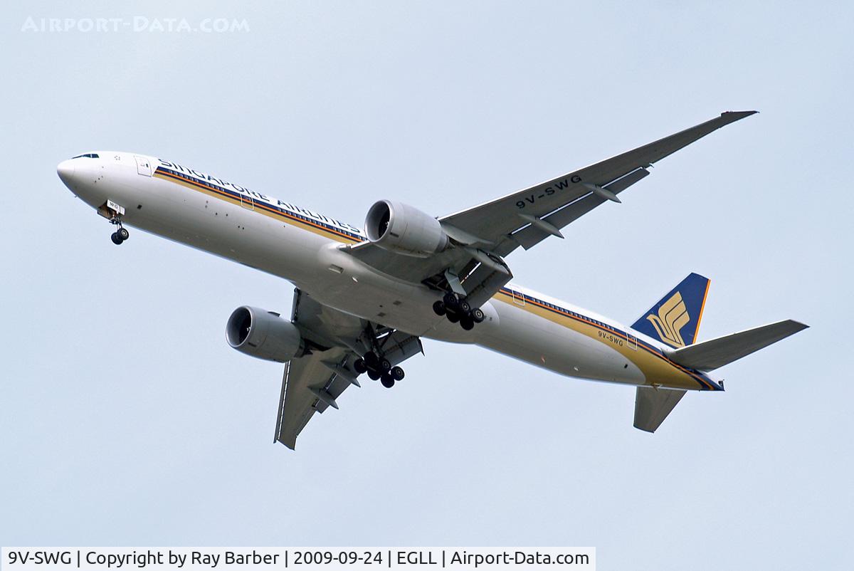 9V-SWG, 2006 Boeing 777-312/ER C/N 34572, Boeing 777-312ER [34572] (Singapore Airlines) Home~G 24/09/2009. On approach 27R.