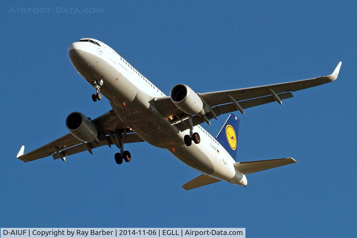D-AIUF, 2014 Airbus A320-214 C/N 6141, Airbus A320-214(sl) [6141] (Lufthansa) Home~G 06/11/2014. On approach 27R.