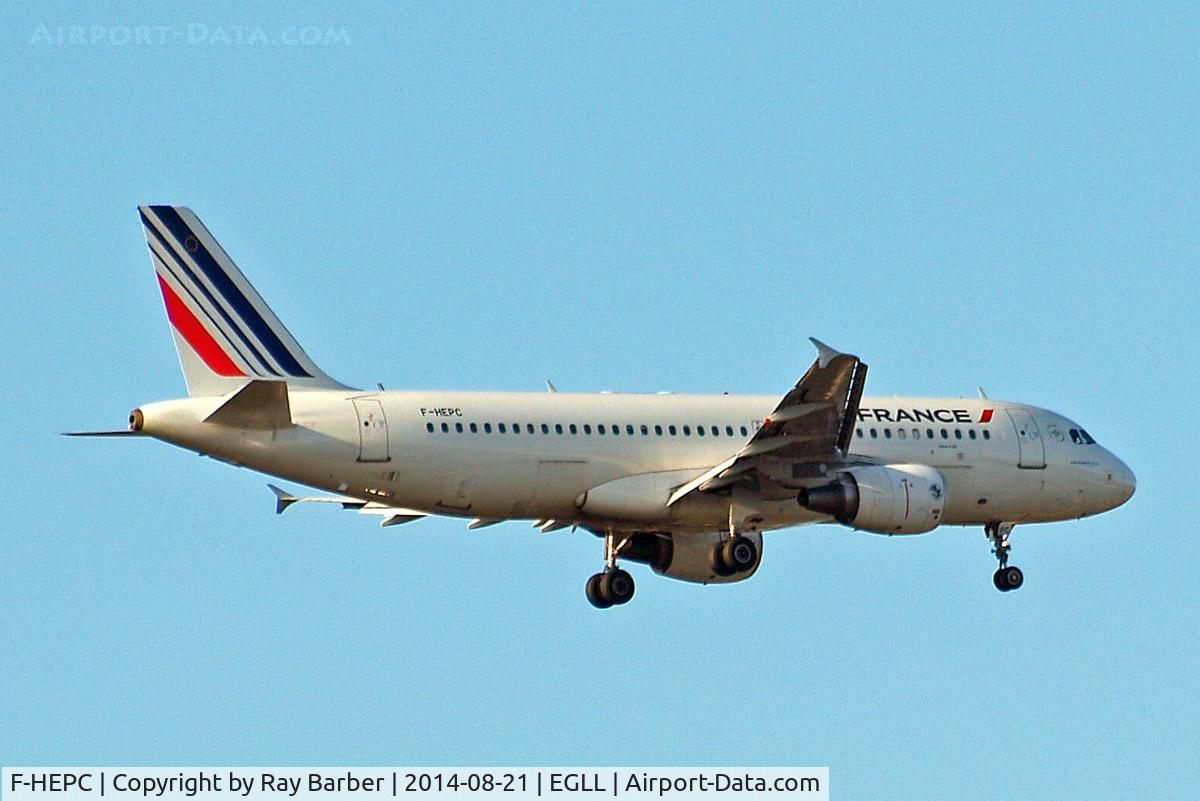 F-HEPC, 2010 Airbus A320-214 C/N 4267, Airbus A320-214 [4267] (Air France) Home~G 21/08/2014. On approach 27L.