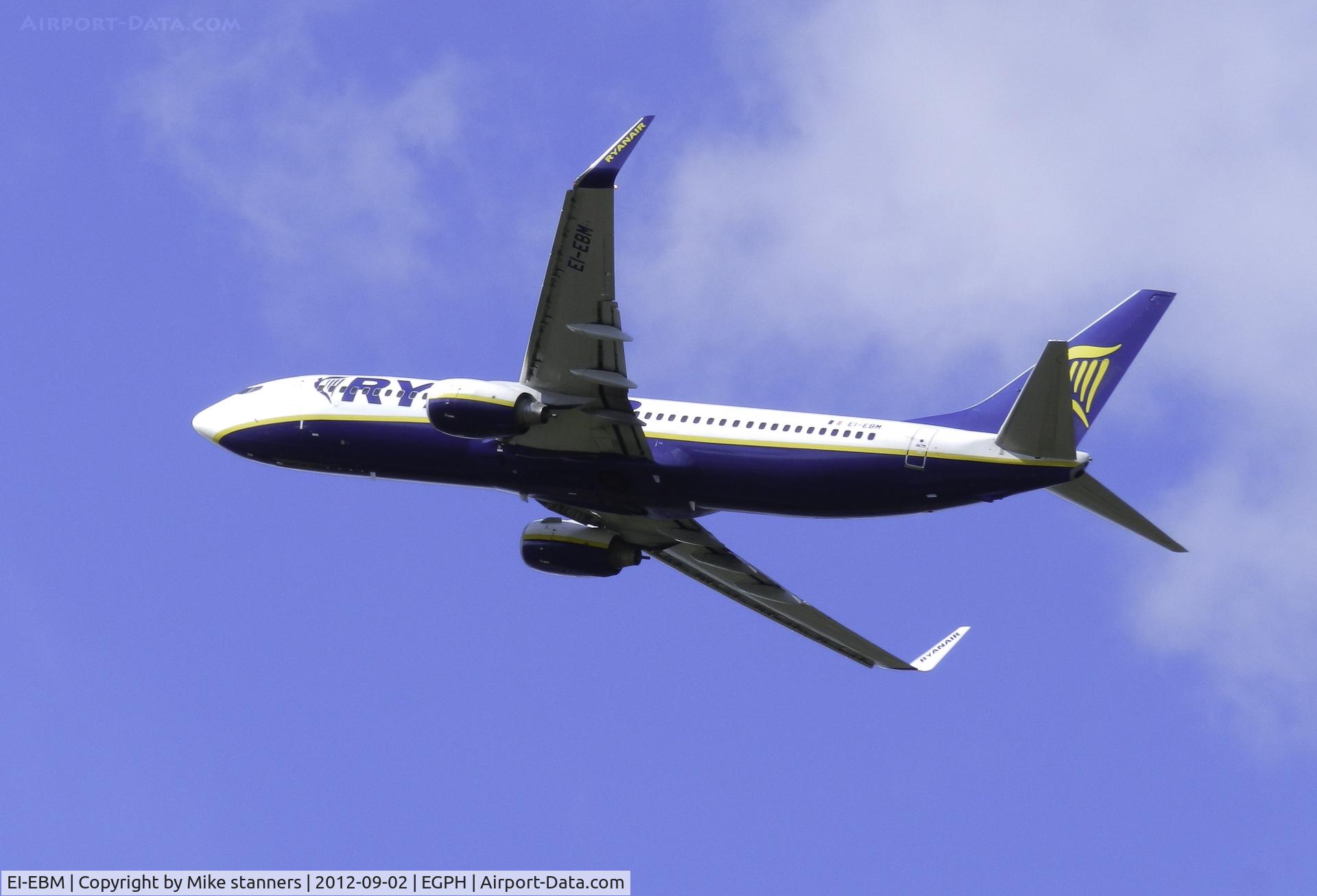 EI-EBM, 2009 Boeing 737-8AS C/N 35002, Ryanair B737-8AS departs runway 24