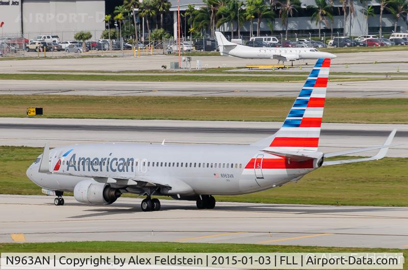 N963AN, 2001 Boeing 737-823 C/N 29543, Ft. Lauderdale
