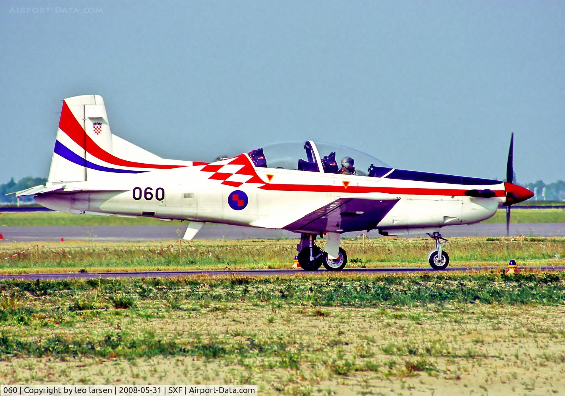060, Pilatus PC-9M C/N 623, Berli Air Show 31.5.08
