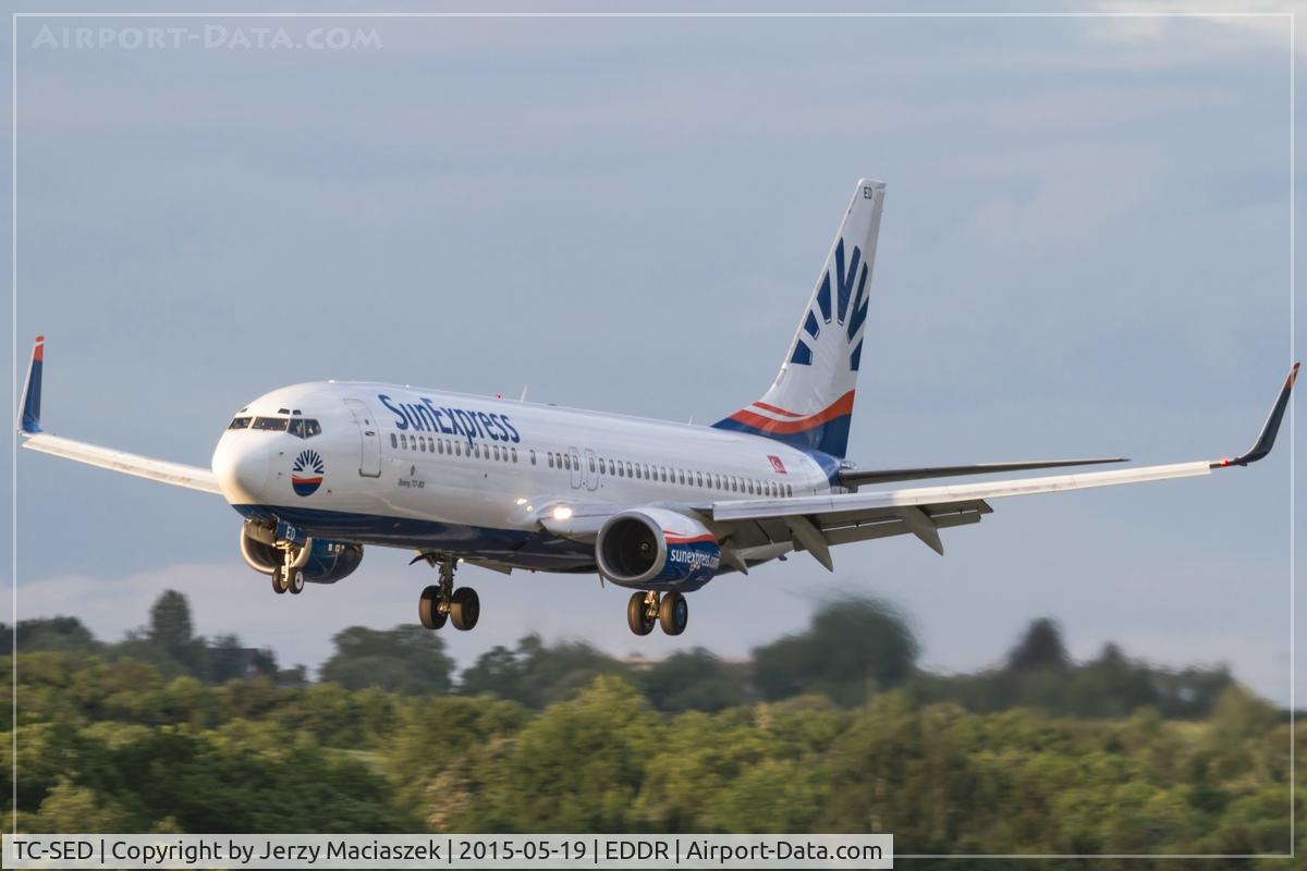 TC-SED, 2000 Boeing 737-8CX C/N 28617, Boeing 737-800