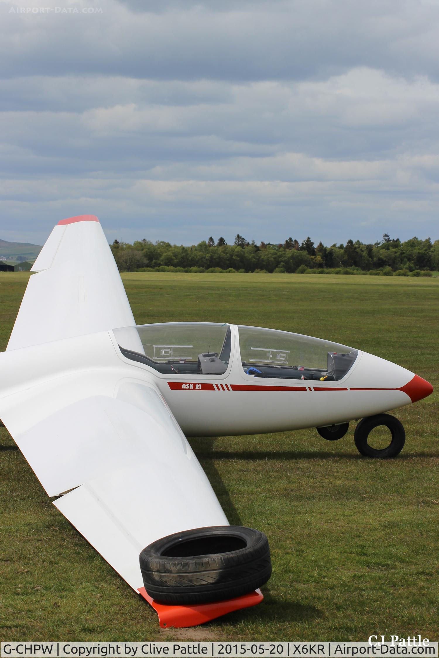 G-CHPW, 1994 Schleicher ASK-21 C/N 21609, A close-up view of 'HPW feeling tyred at Portmoak gliding field, Scotland.