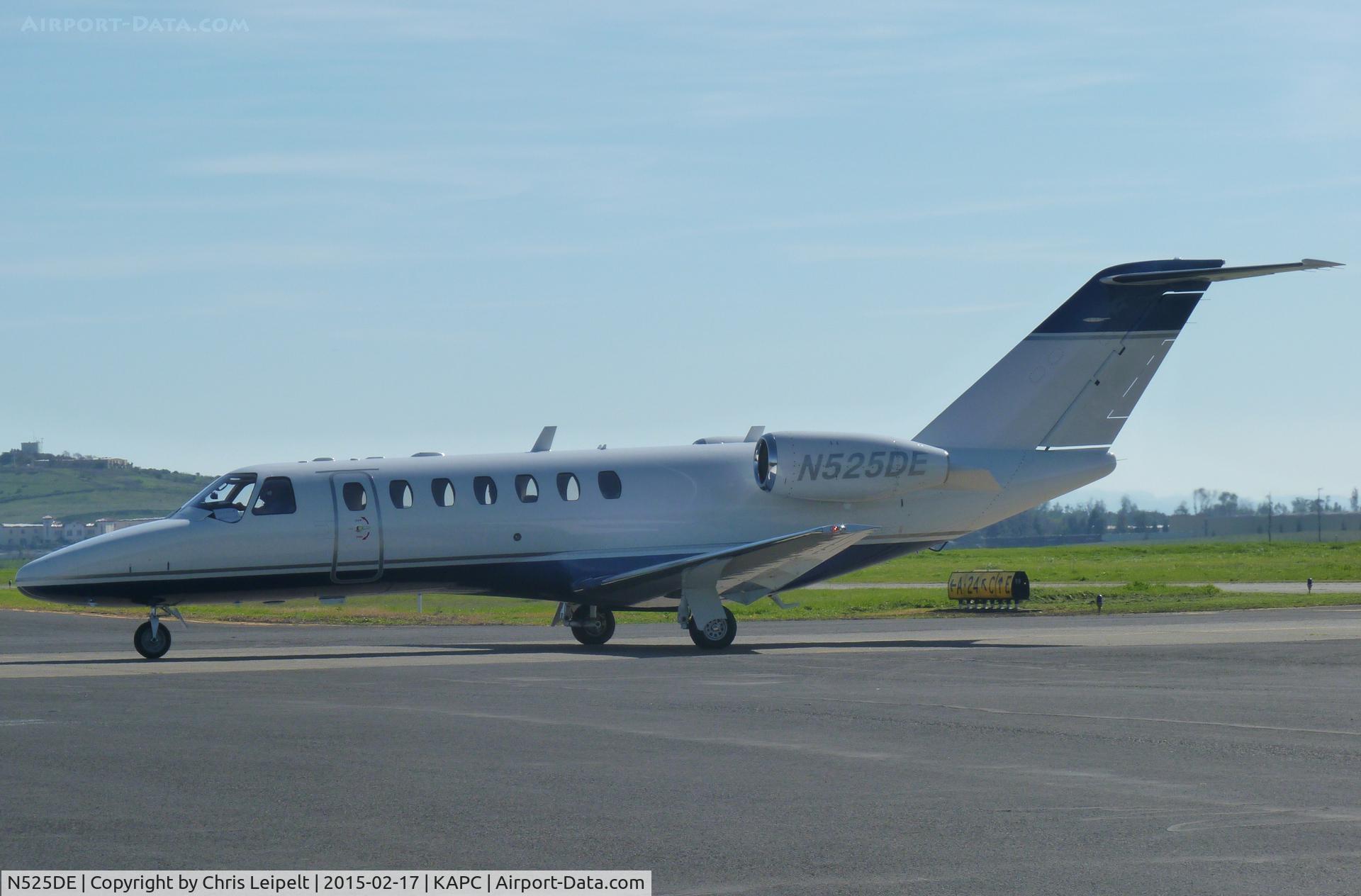 N525DE, 2005 Cessna 525B CitationJet CJ3 C/N 525B0006, A 2005 Cessna 525B (Citation Jet 2) visiting Napa Airport, CA on a hot February day.