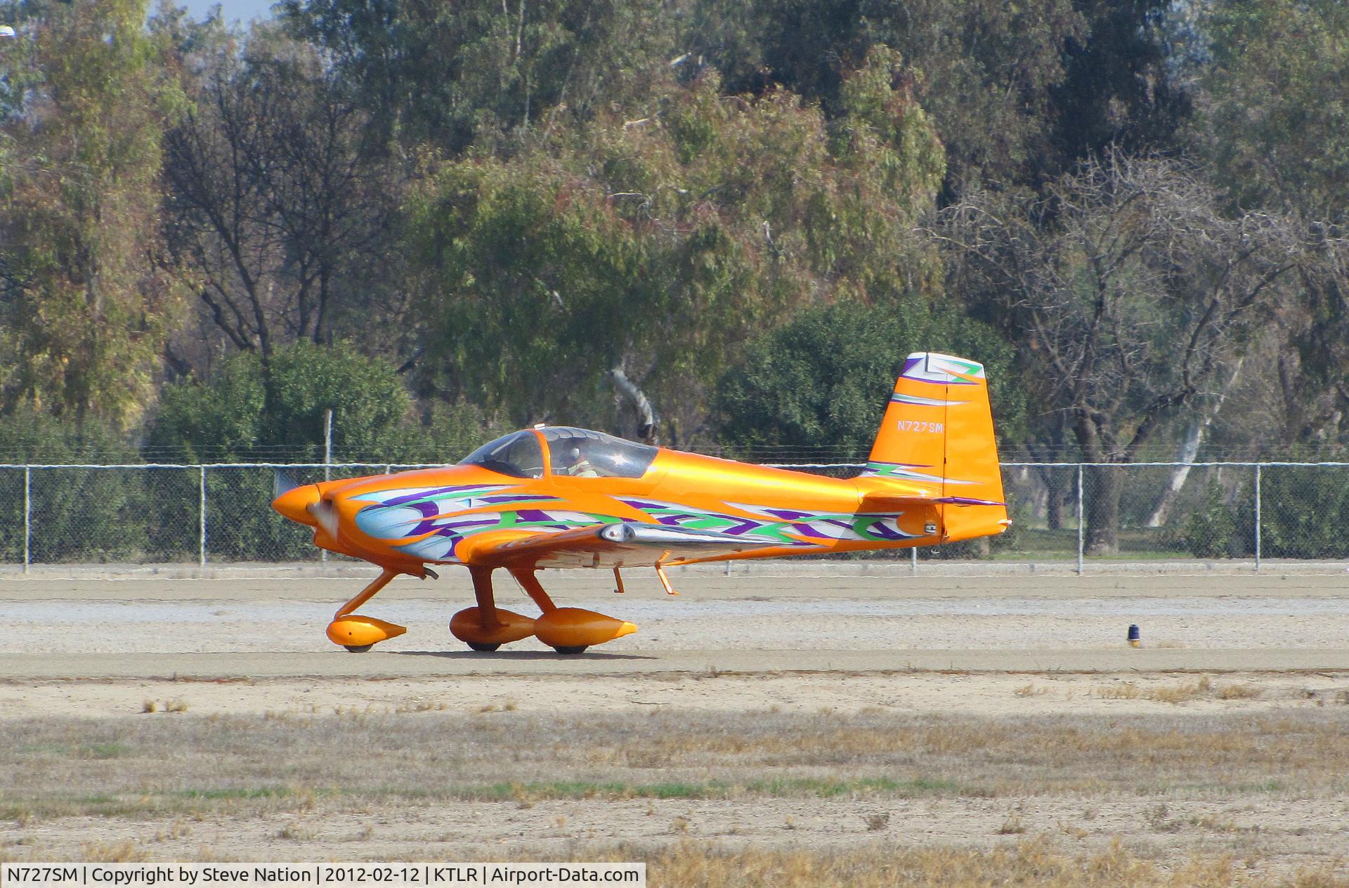 N727SM, Vans RV-7A C/N 72959, Bakerfield, CA-based VANS RV-7A taxiing for take-off @ Tulare, CA (Mefford Field)