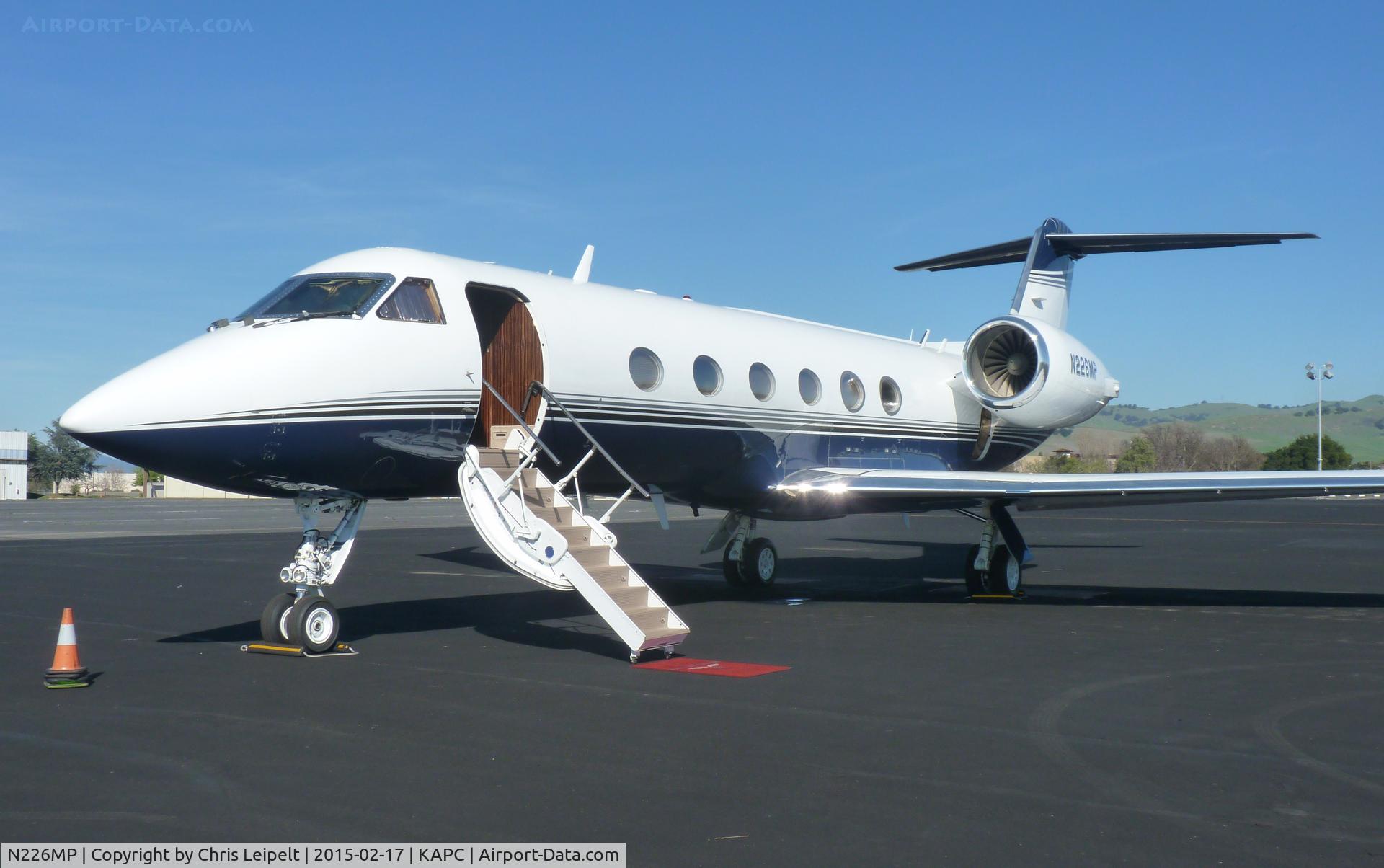 N226MP, 1996 Gulfstream Aerospace G-IV SP C/N 1300, A 1996 Gulfstream IV (Beverly Pacific LLC, Beverly, CA) visiting Napa Airport, CA for a business trip