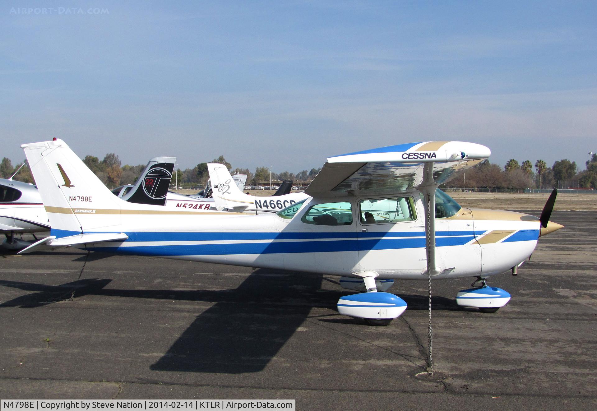N4798E, 1978 Cessna 172N C/N 17271663, Cessna 172N registered to Pipeline Patrol LLC (Wichita, KS) @ Mefford Field (Tulare, CA) for 2014 International Ag Expo